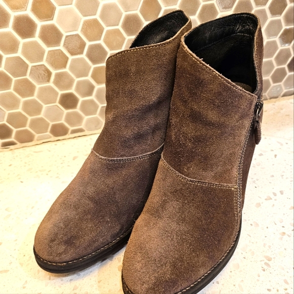 Taos Women's Ankle Boots sz 9.5 - Picture 6 of 6